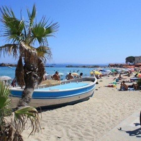 Appartement Cosy Avec Terrasse Et Parking, A 2 Pas De La Plage De Saint-Clair - Menage Inclus - Fr-1-251-12 Le Lavandou Kültér fotó
