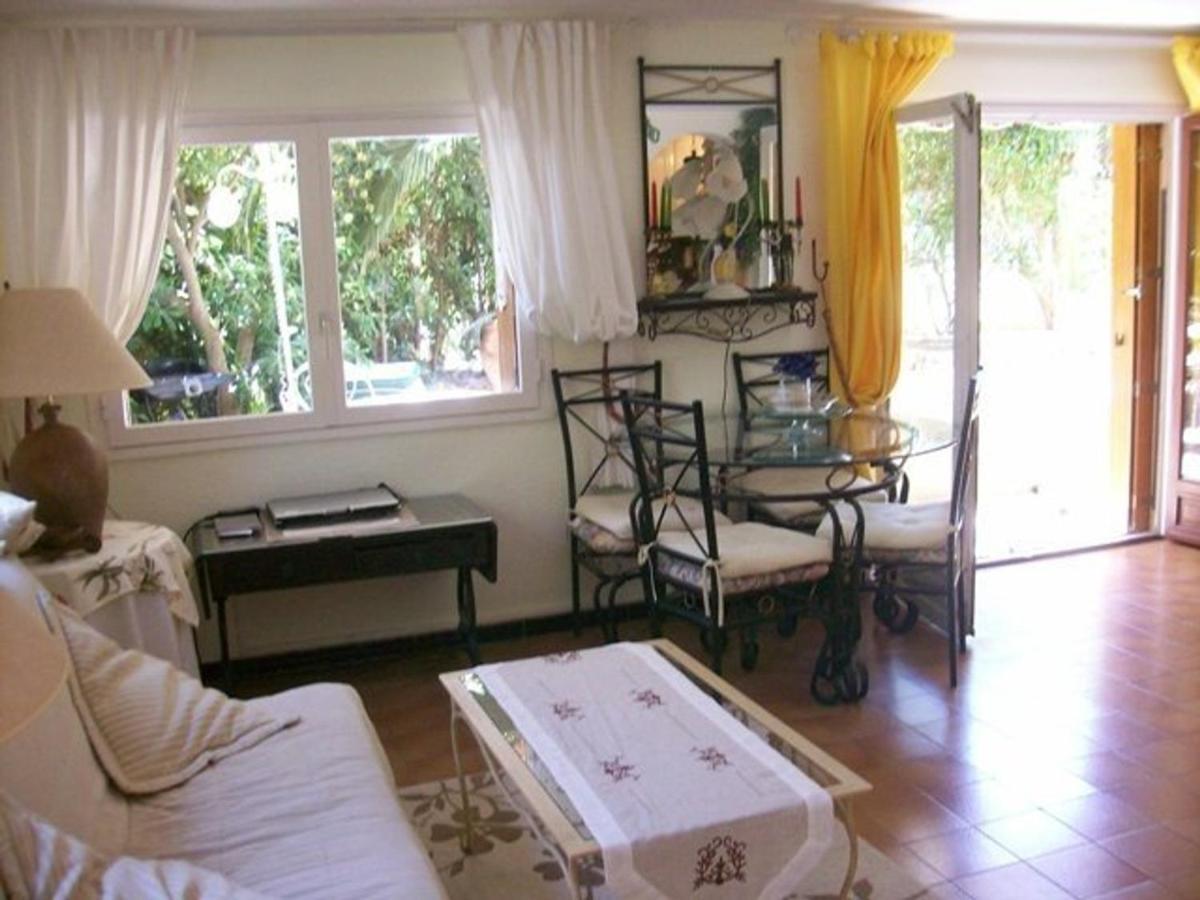 Appartement Cosy Avec Terrasse Et Parking, A 2 Pas De La Plage De Saint-Clair - Menage Inclus - Fr-1-251-12 Le Lavandou Kültér fotó