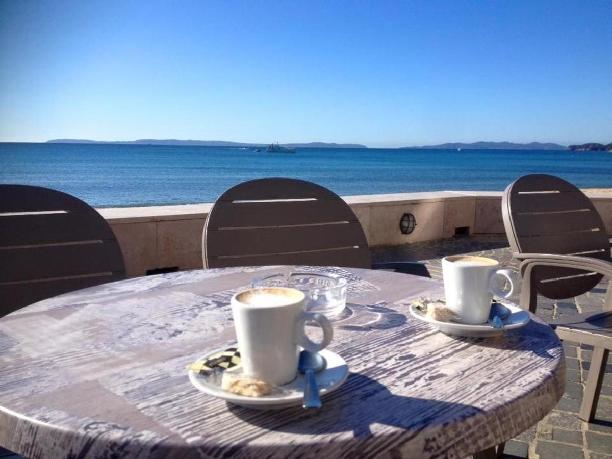 Appartement Cosy Avec Terrasse Et Parking, A 2 Pas De La Plage De Saint-Clair - Menage Inclus - Fr-1-251-12 Le Lavandou Kültér fotó