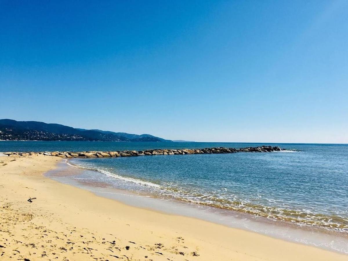 Appartement Cosy Avec Terrasse Et Parking, A 2 Pas De La Plage De Saint-Clair - Menage Inclus - Fr-1-251-12 Le Lavandou Kültér fotó